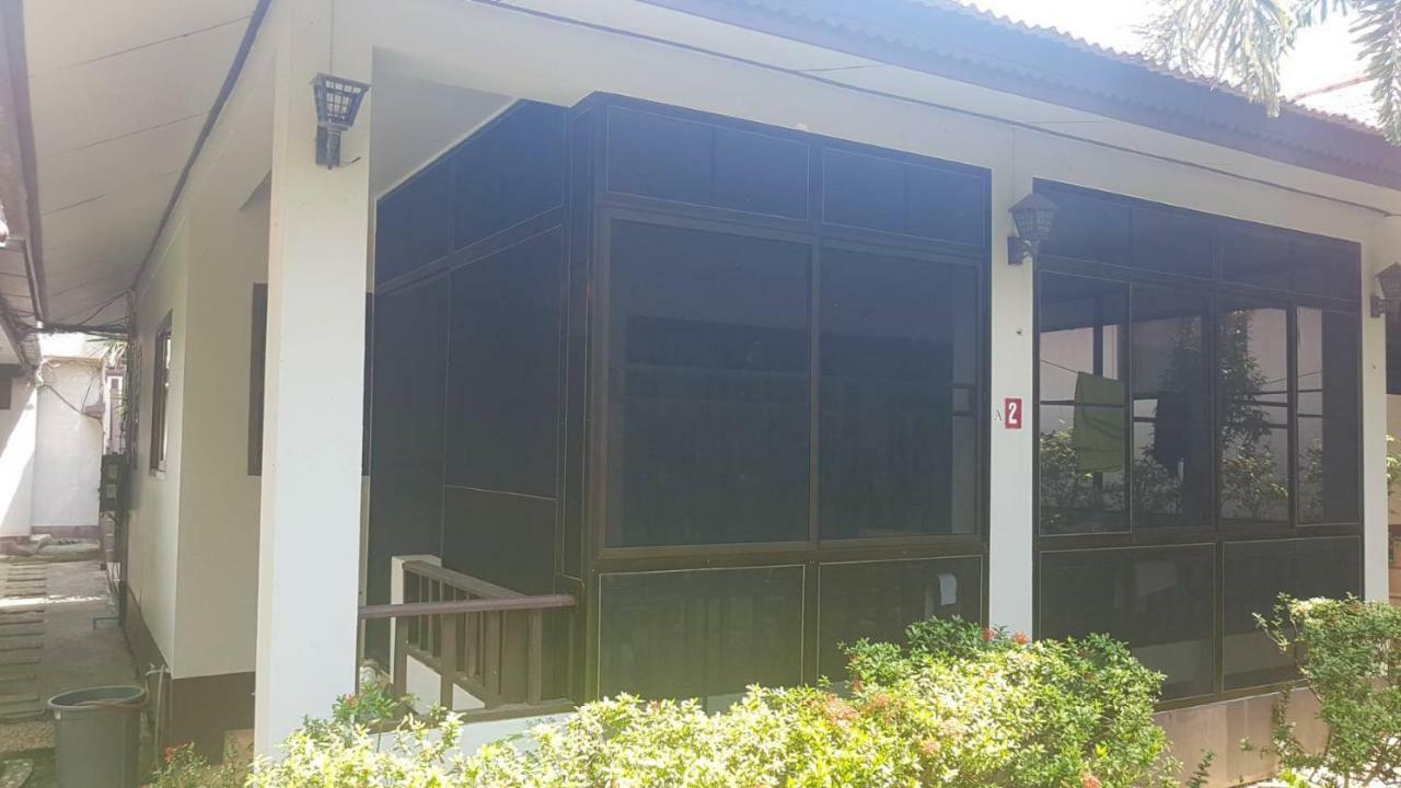 Niracha Chaweng House Hotell Exteriör bild